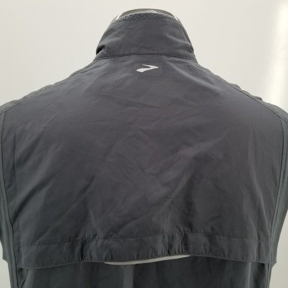 Brooks Jackets & Coats Brooks Running Vest Mens Large Gray